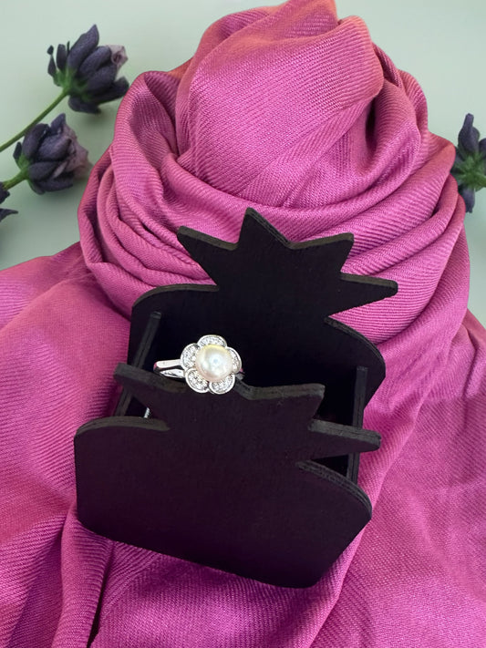 Flower Pearl Ring